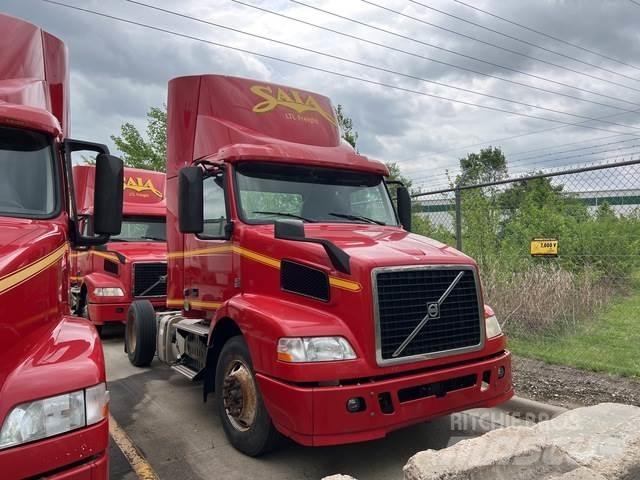 Volvo VNM Sattelzugmaschinen
