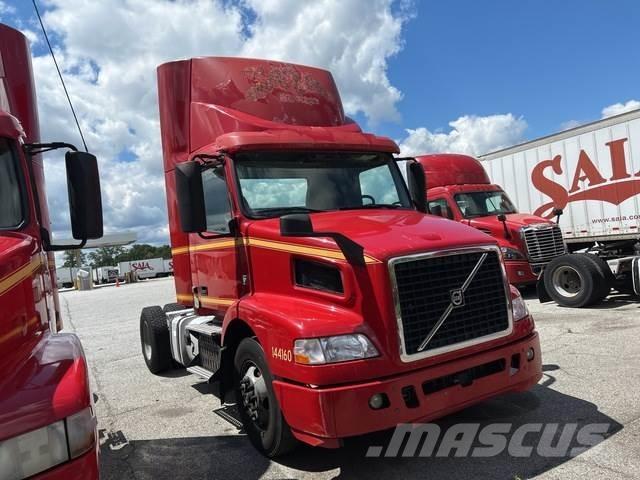 Volvo VNM Sattelzugmaschinen