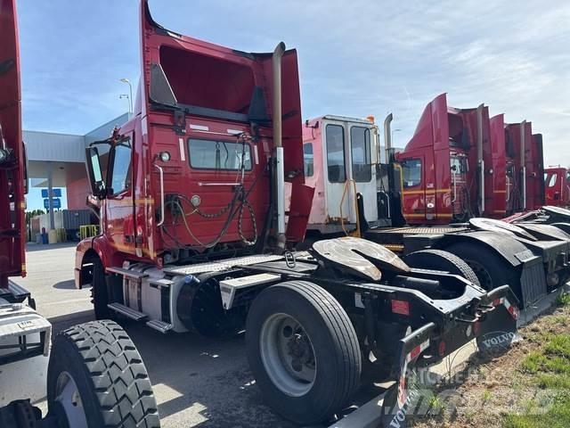 Volvo VNM Sattelzugmaschinen