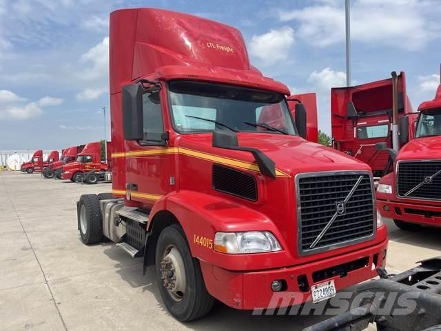 Volvo VNM Sattelzugmaschinen