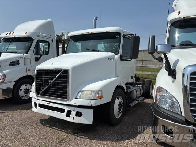 Volvo VNM Sattelzugmaschinen