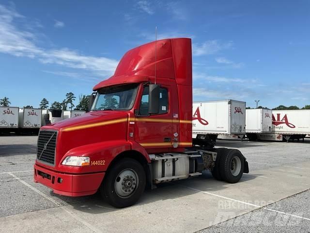 Volvo VNM Sattelzugmaschinen
