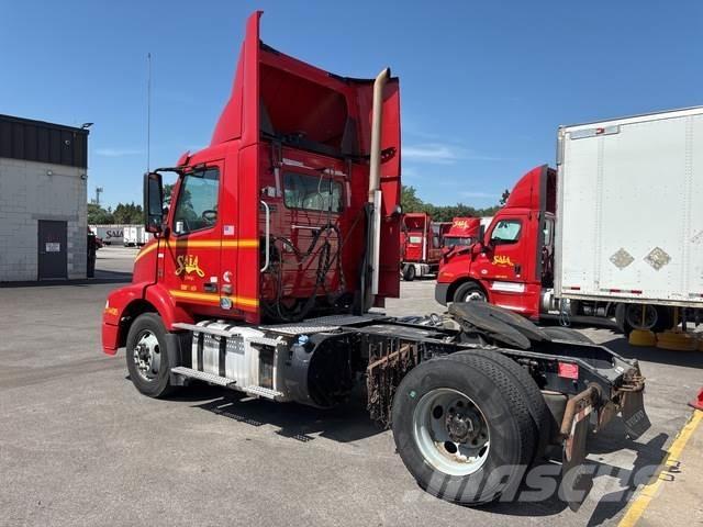 Volvo VNM Sattelzugmaschinen