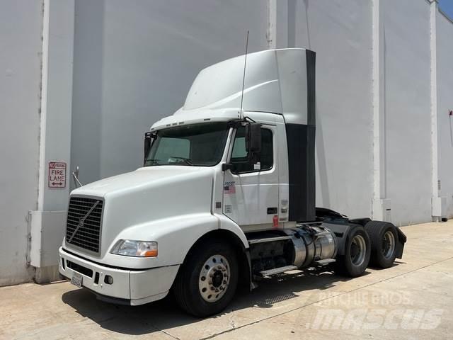 Volvo VNM Sattelzugmaschinen