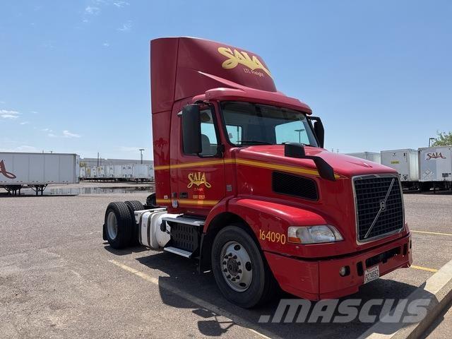Volvo VNM Sattelzugmaschinen