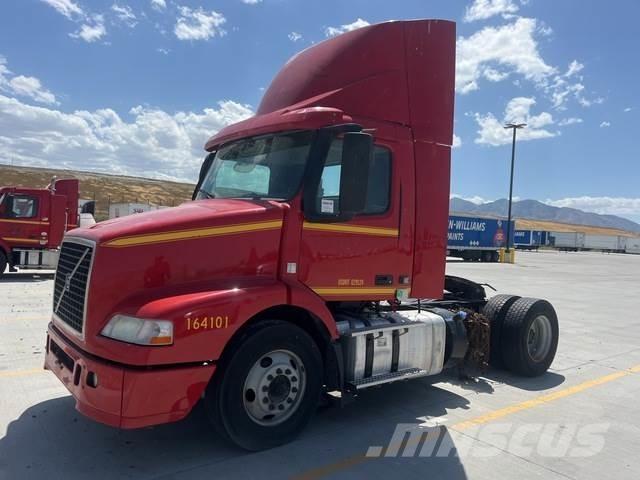 Volvo VNM Sattelzugmaschinen