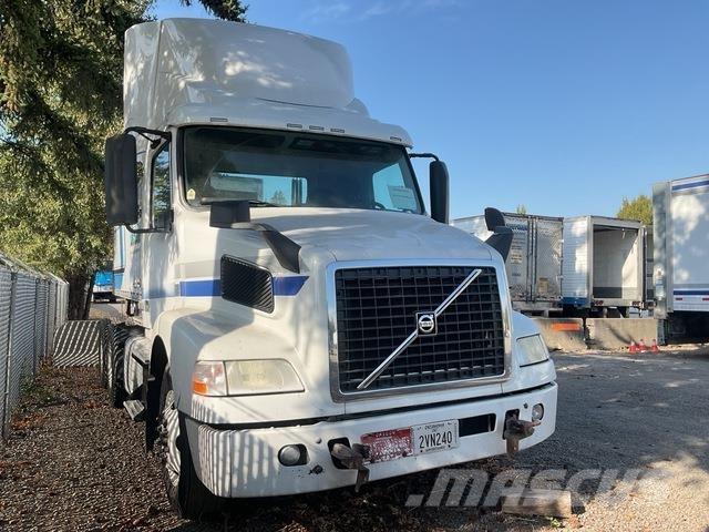 Volvo VNM Sattelzugmaschinen