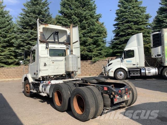 Volvo VNM Sattelzugmaschinen