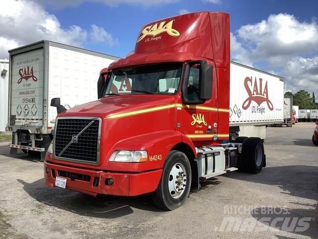 Volvo VNM42T Sattelzugmaschinen