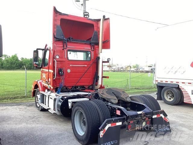 Volvo VNM42T Sattelzugmaschinen