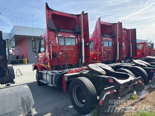 Volvo VNM42T Sattelzugmaschinen