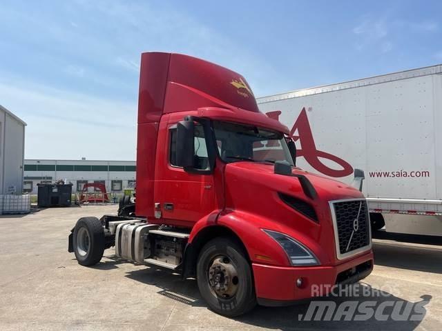 Volvo VNM42T Sattelzugmaschinen