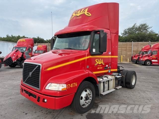 Volvo VNM42T Sattelzugmaschinen