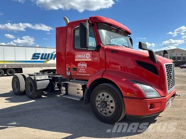 Volvo VNR Sattelzugmaschinen