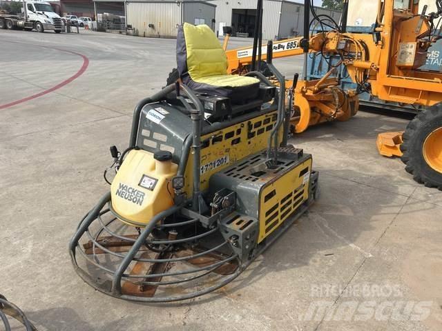 Wacker Neuson  Flügelglätter