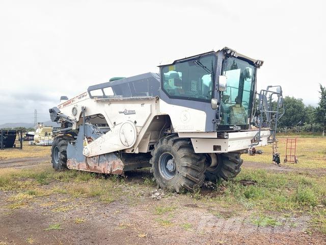 Wirtgen WR240 Erdbauwalzen