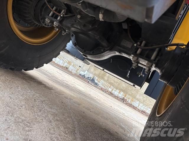 XCMG 938U Radlader