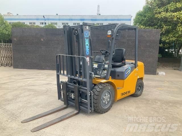 XCMG XCB30 Sonstige Baumaschinen