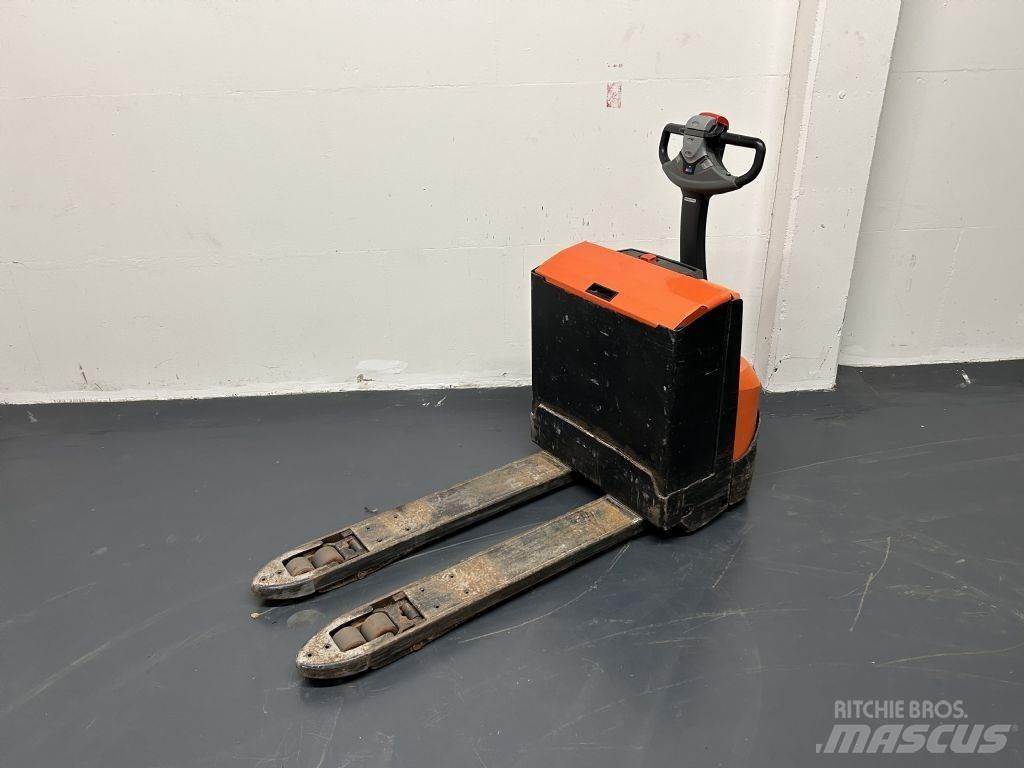 BT LWE200 Niedergabelstapler