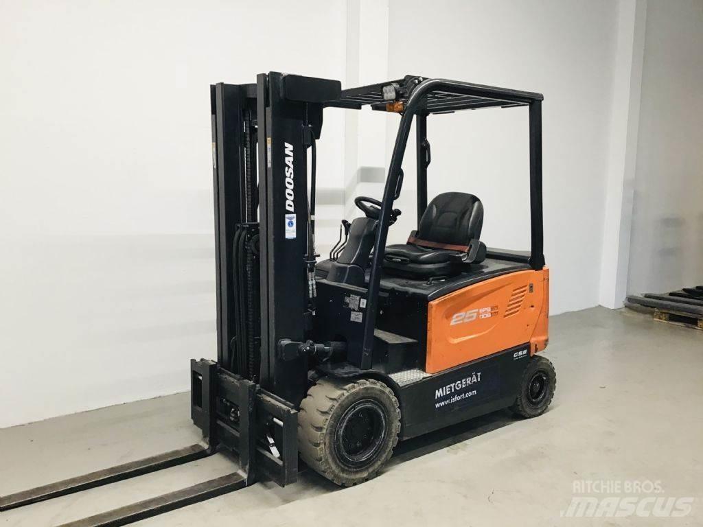 Doosan B25X-7 Elektro Stapler