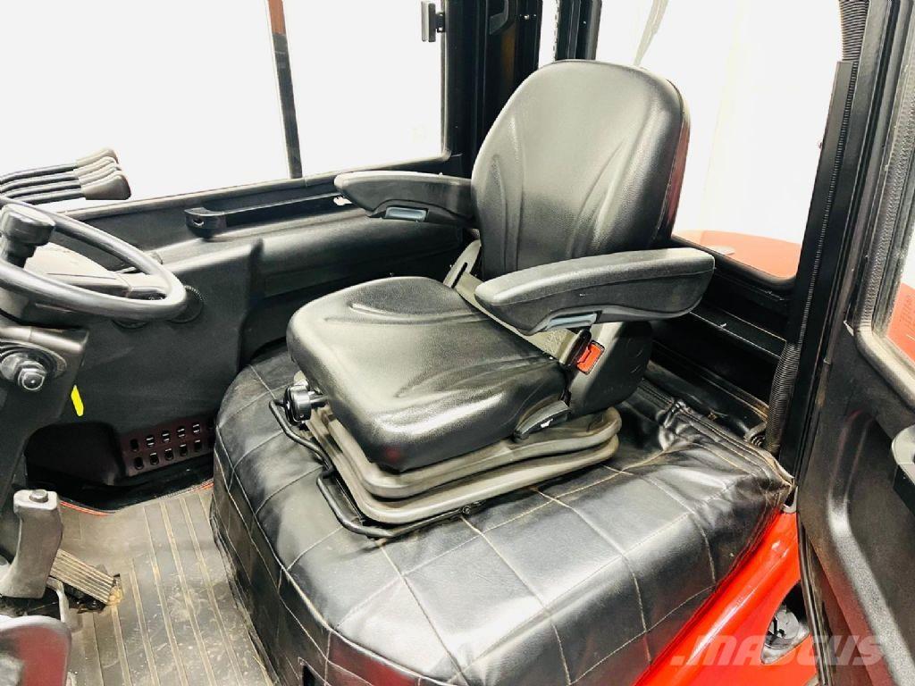 Hangcha CPDC30 Diesel Stapler