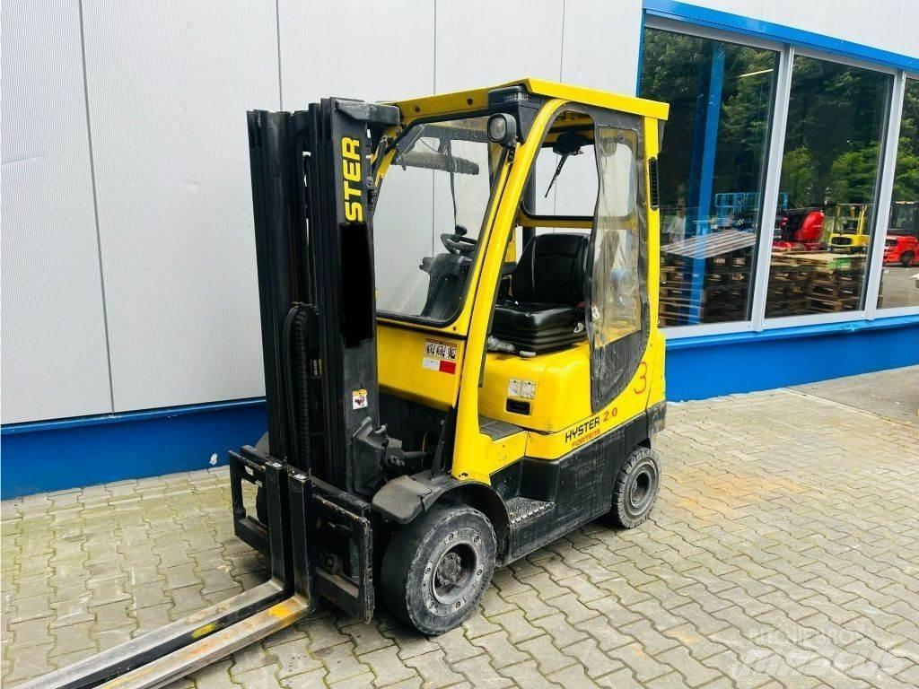 Hyster H2.0FTS Gas Stapler