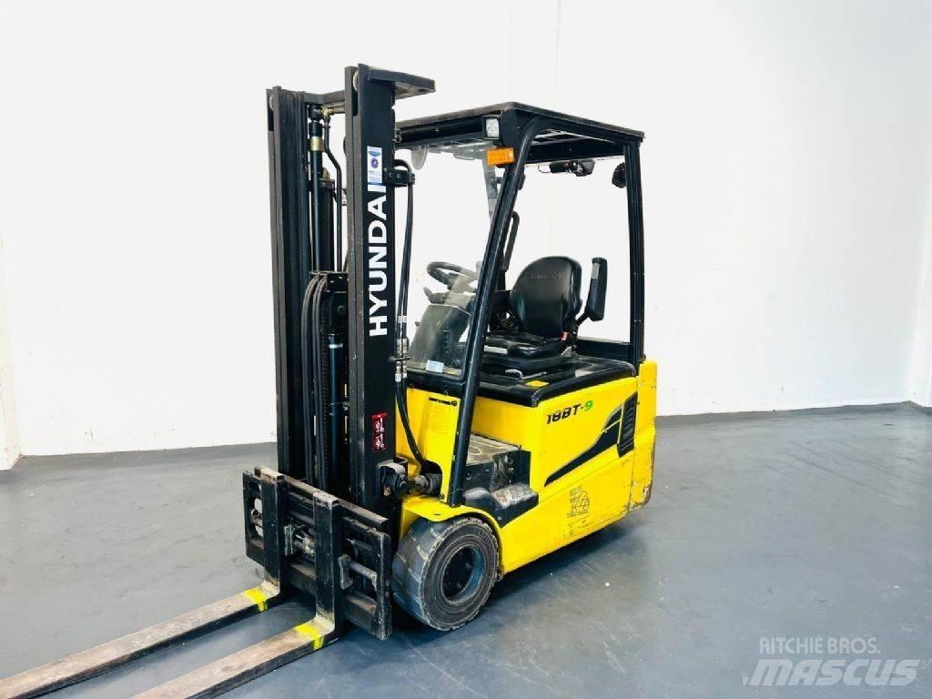 Hyundai 18BT-9 Elektro Stapler