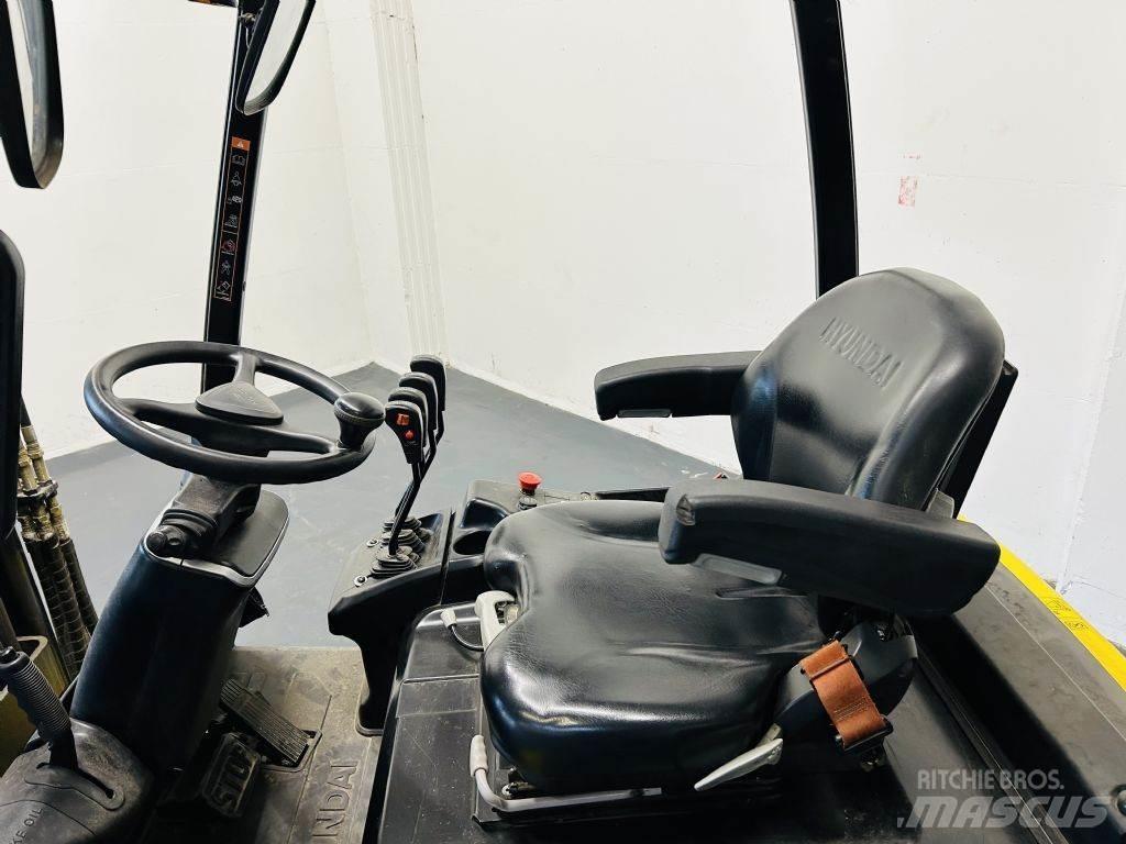 Hyundai 20BT-9 Elektro Stapler