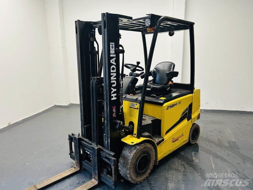 Hyundai 25BH-9 Elektro Stapler