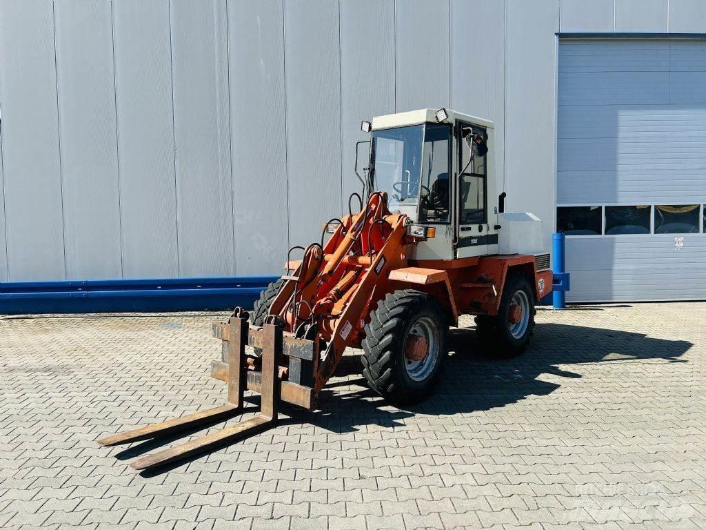 Schaeff KL835 Kompaktlader
