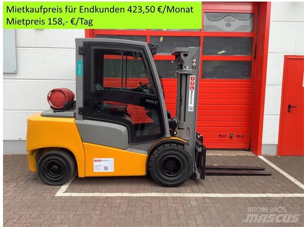 Jungheinrich TFG430 Gas Stapler