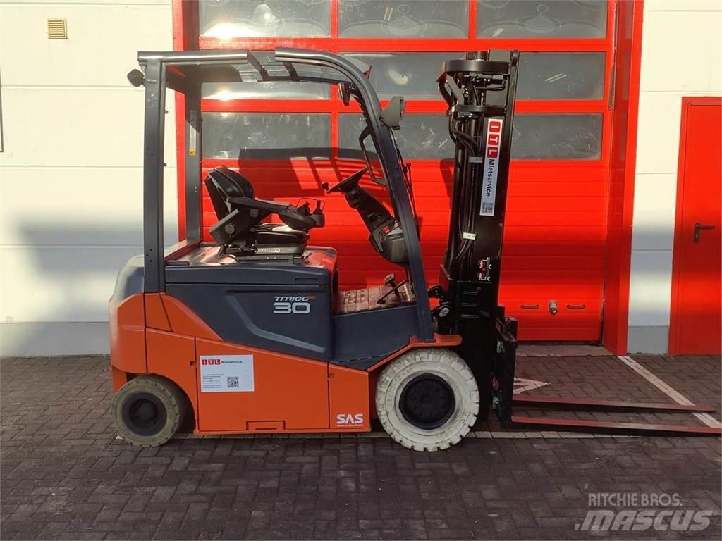 Toyota 8FBMKT30 Elektro Stapler