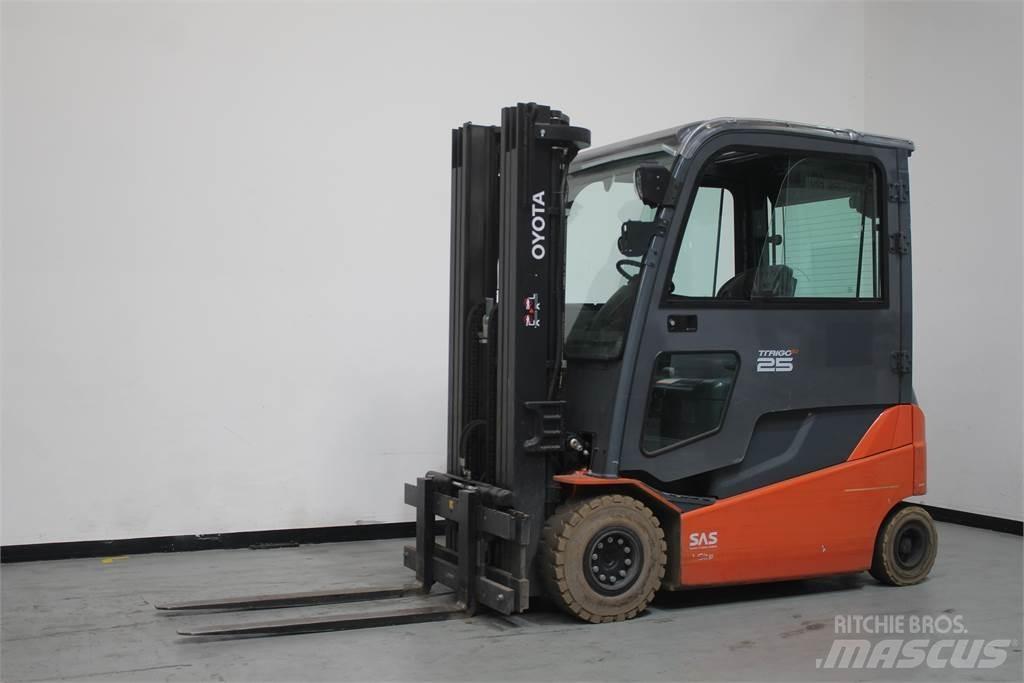 Toyota 8FBMT25 Elektro Stapler