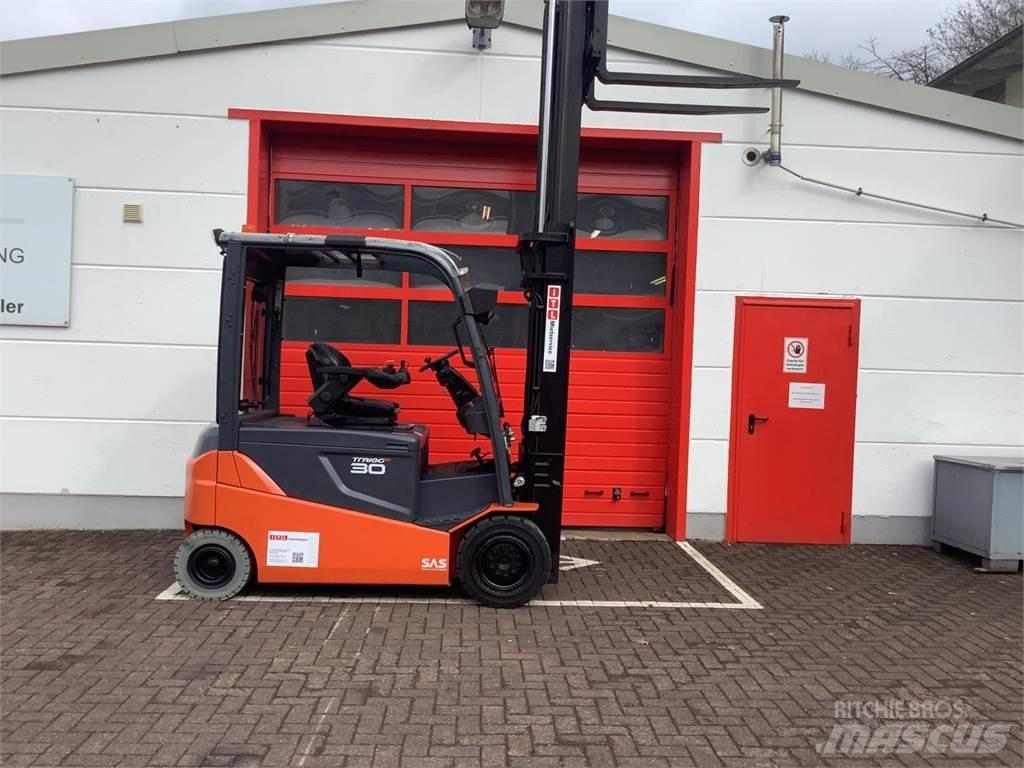 Toyota 8FBMT30 Elektro Stapler