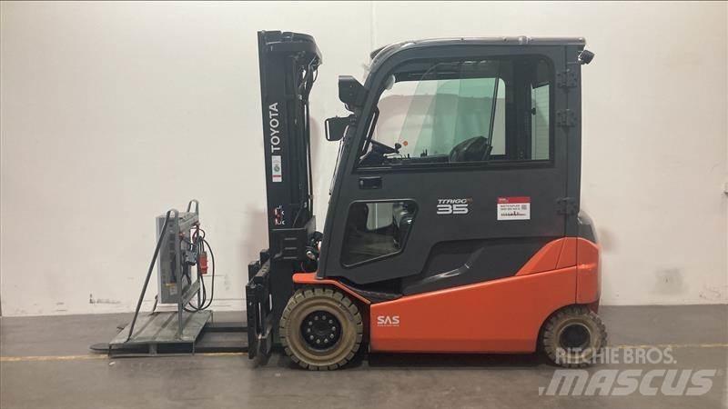 Toyota 8FBMT35 Elektro Stapler