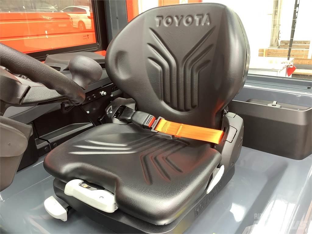 Toyota 9FBMK30T Elektro Stapler