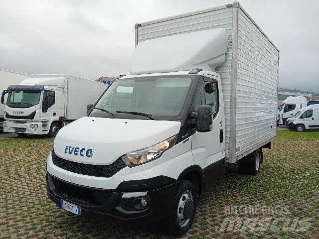 Iveco 35C13 Kastenaufbau