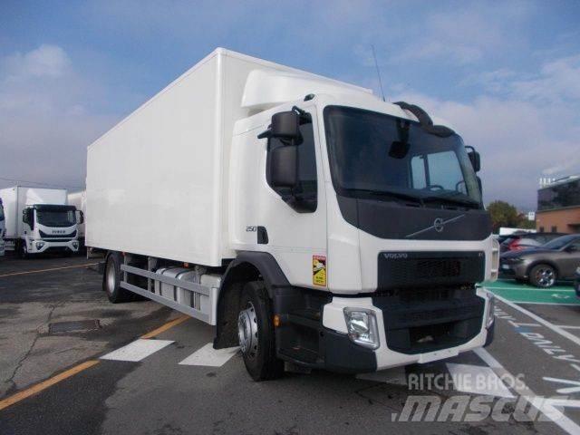 Volvo FE250 Kastenaufbau