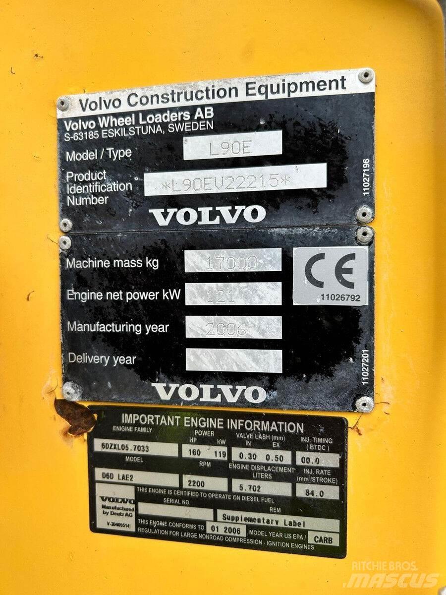 Volvo L90E Radlader