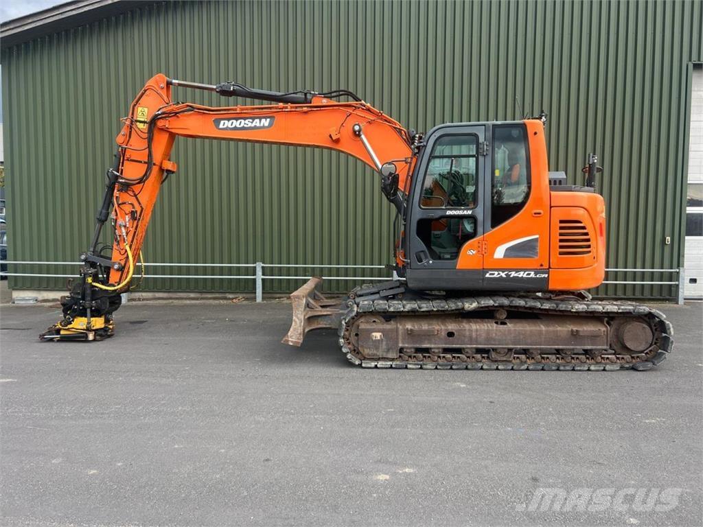 Doosan DX140LCR-5 Raupenbagger
