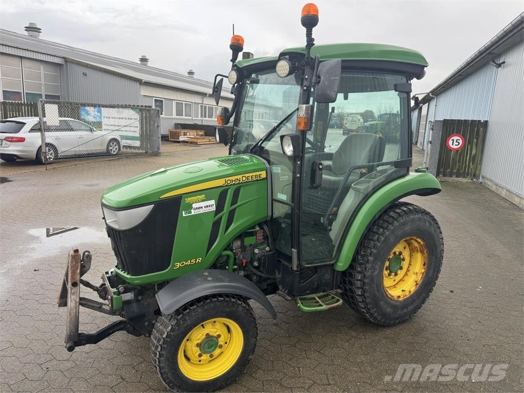 John Deere 3045R Kleintraktoren