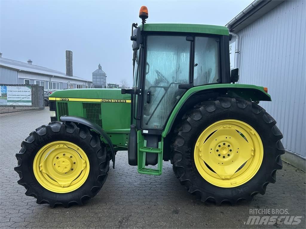 John Deere 6110 Traktoren