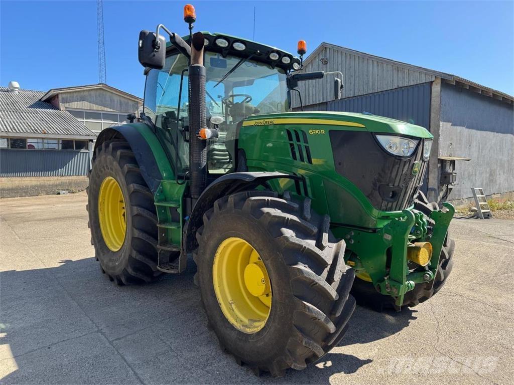 John Deere 6210R Traktoren
