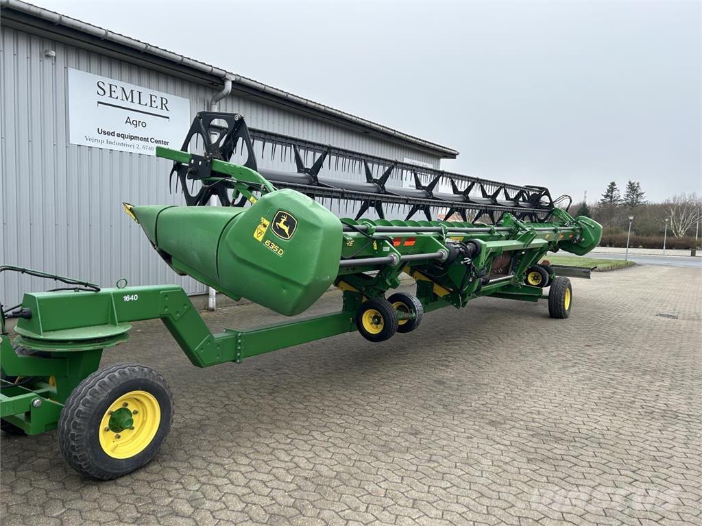 John Deere 635D Erntevorsätze