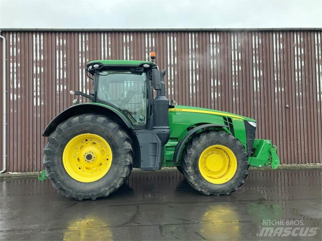 John Deere 8370R Traktoren