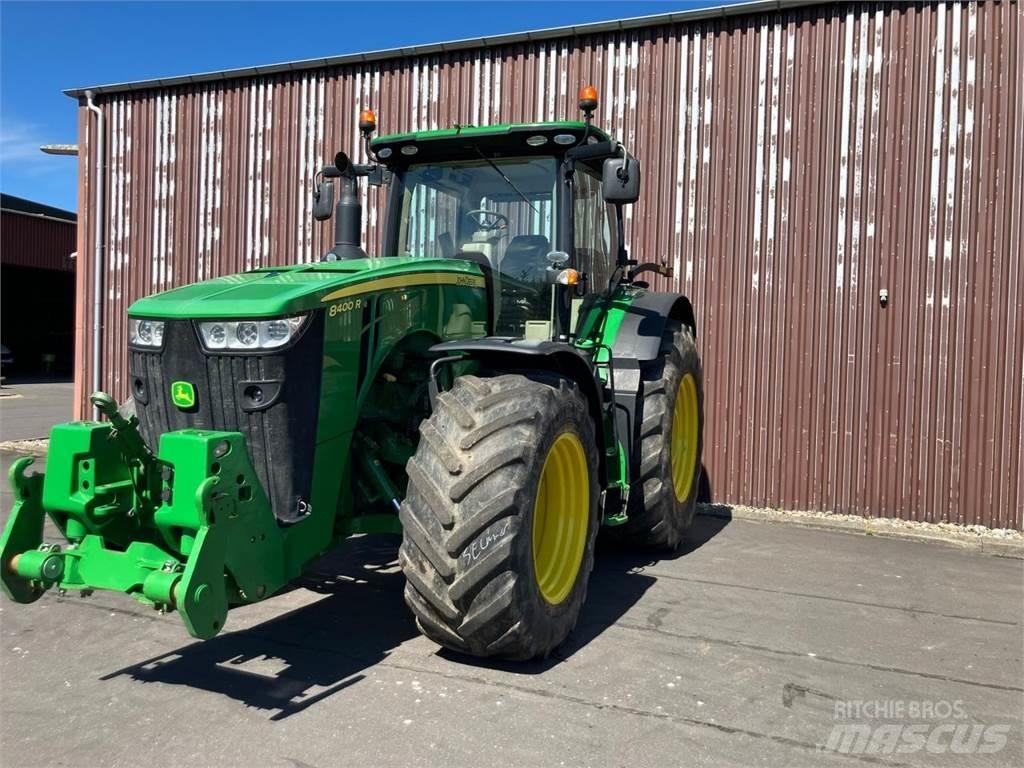 John Deere 8400R Traktoren