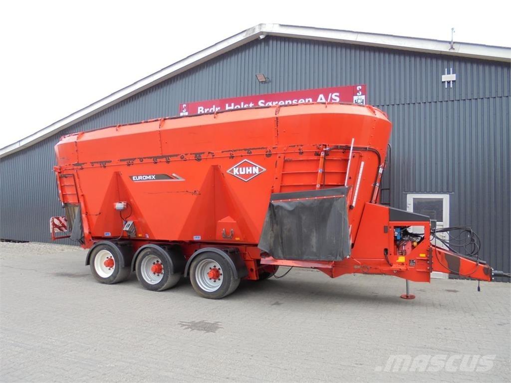 Kuhn 45.3 DL Futtermischwagen