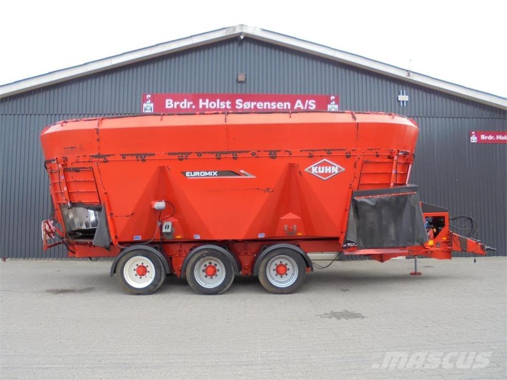 Kuhn 45.3 DL Futtermischwagen