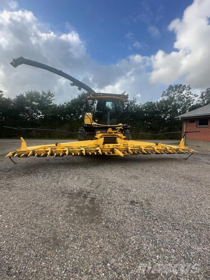 New Holland FR650 Feldhäcksler