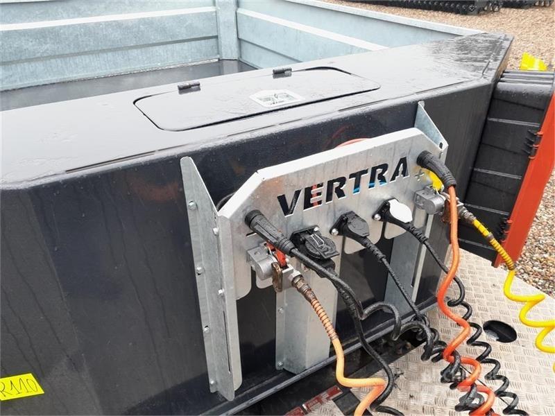  - - -  VERTRA Andere Anhänger